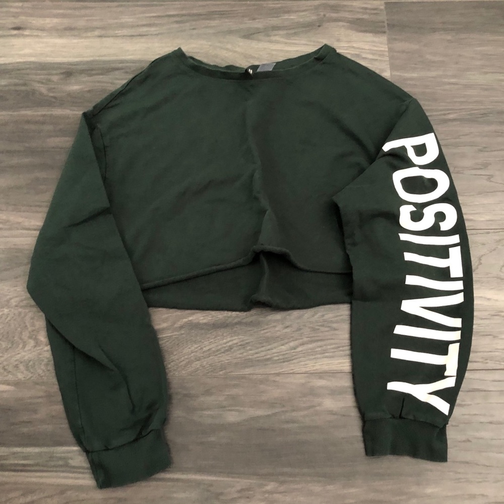 Green crop top